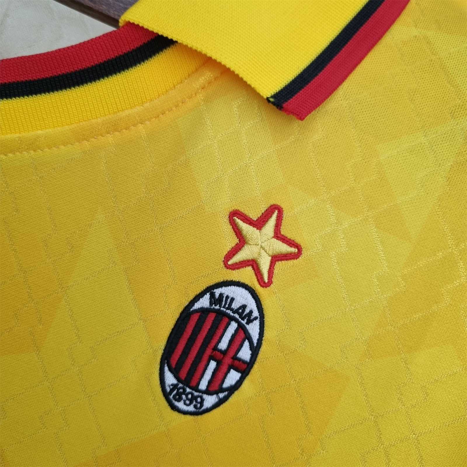 AC Milan 1995-96 Away Jersey