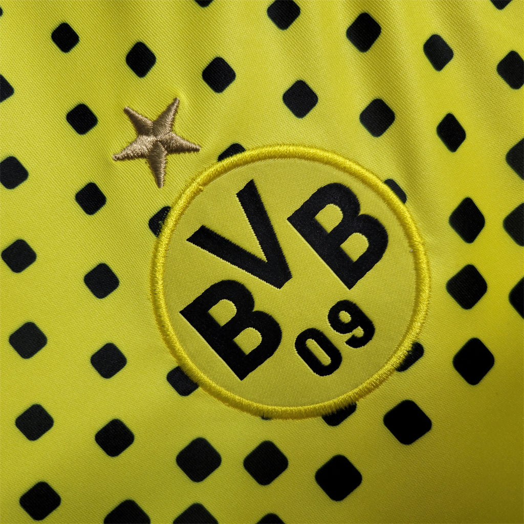 Borussia Dortmund 2011-12 Home Jersey