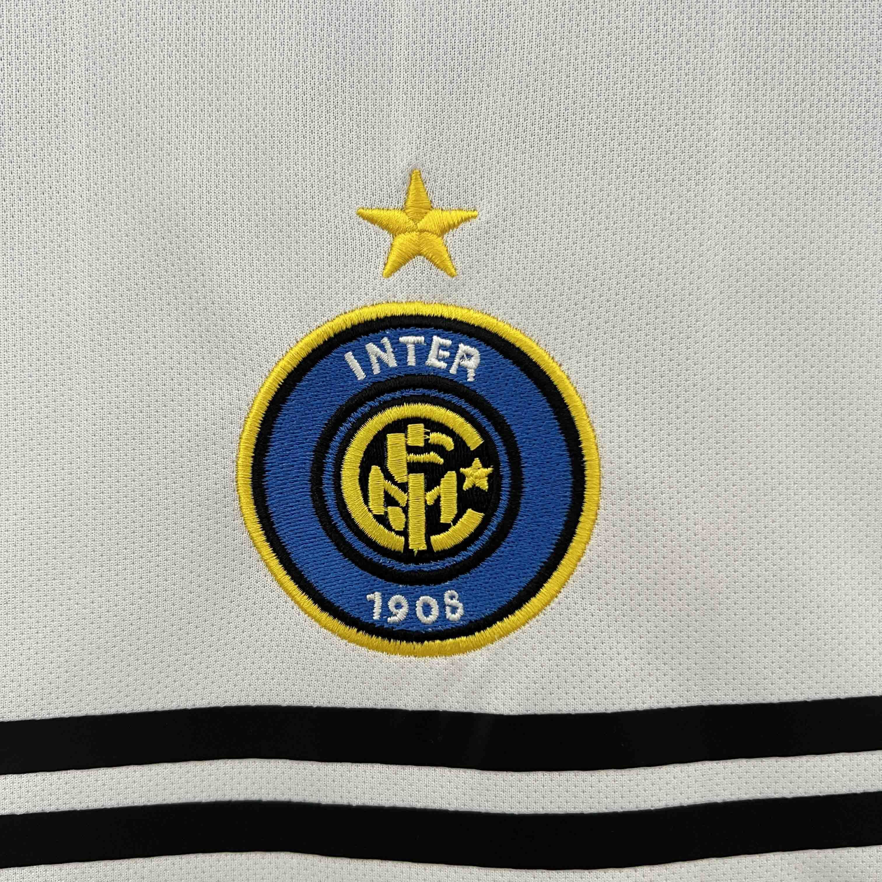 Inter Milan 2004-05 Away Jersey