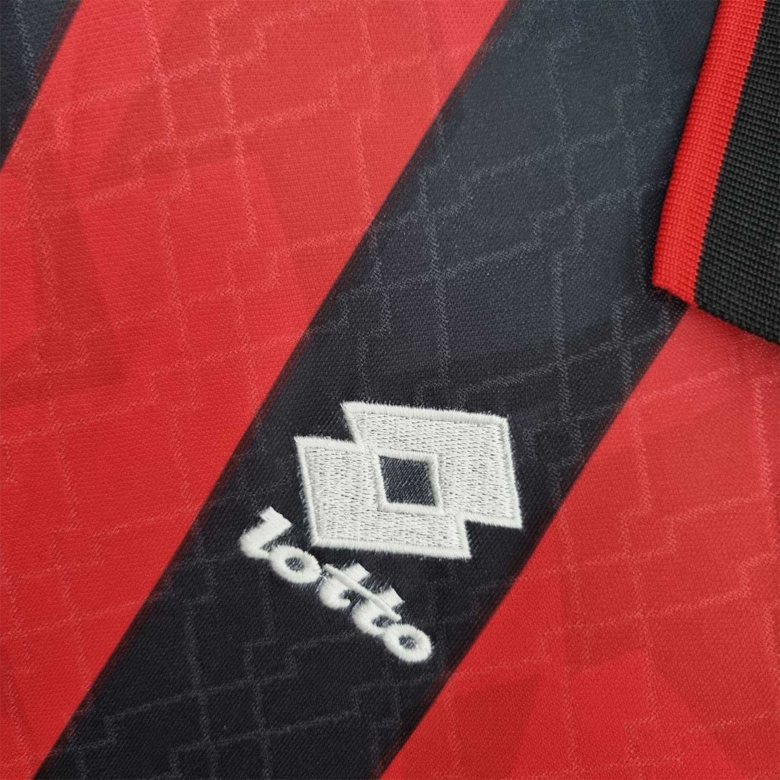 AC Milan 1995-96 Home Jersey
