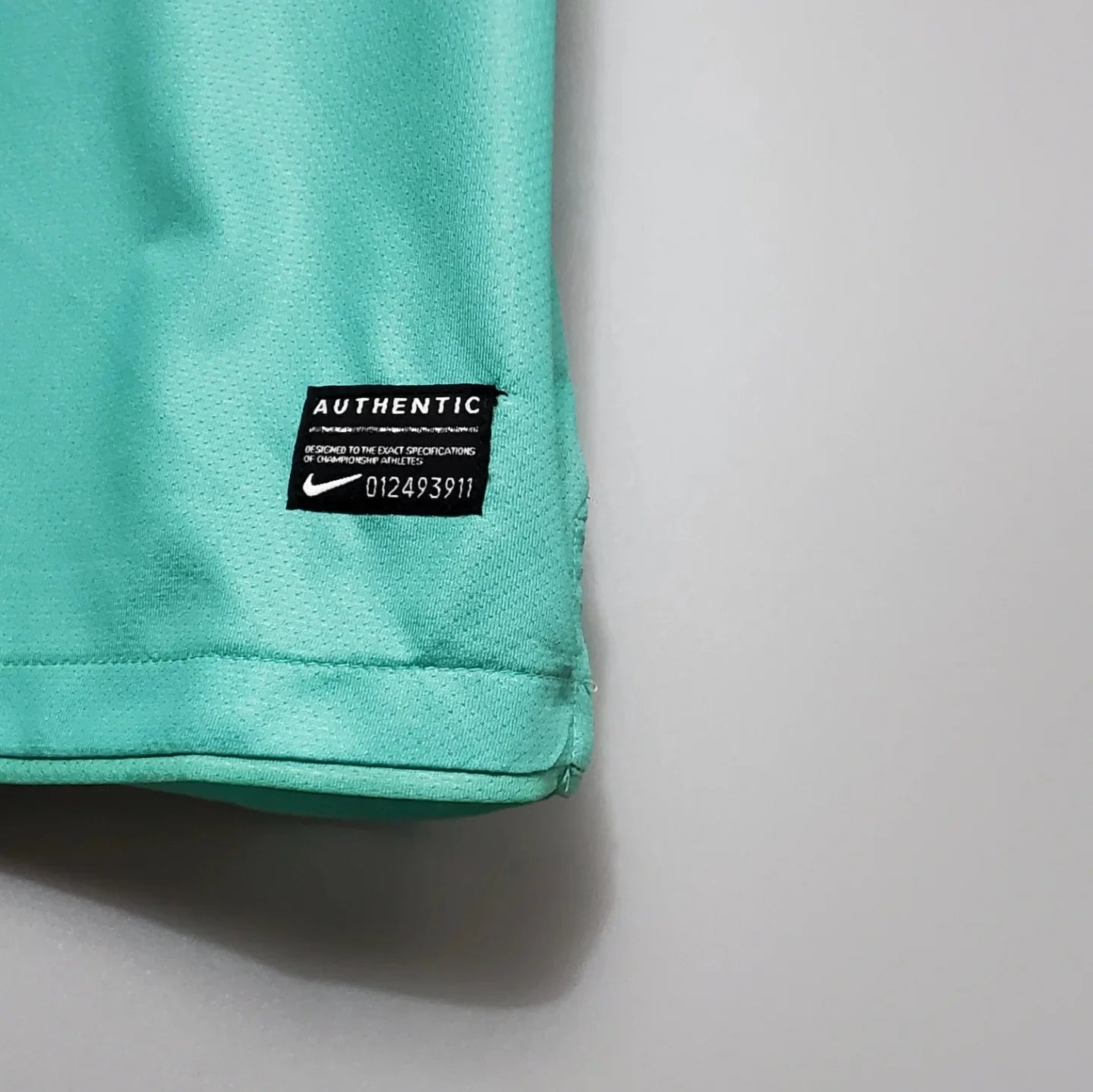 Barcelona 2010-11 Away Jersey