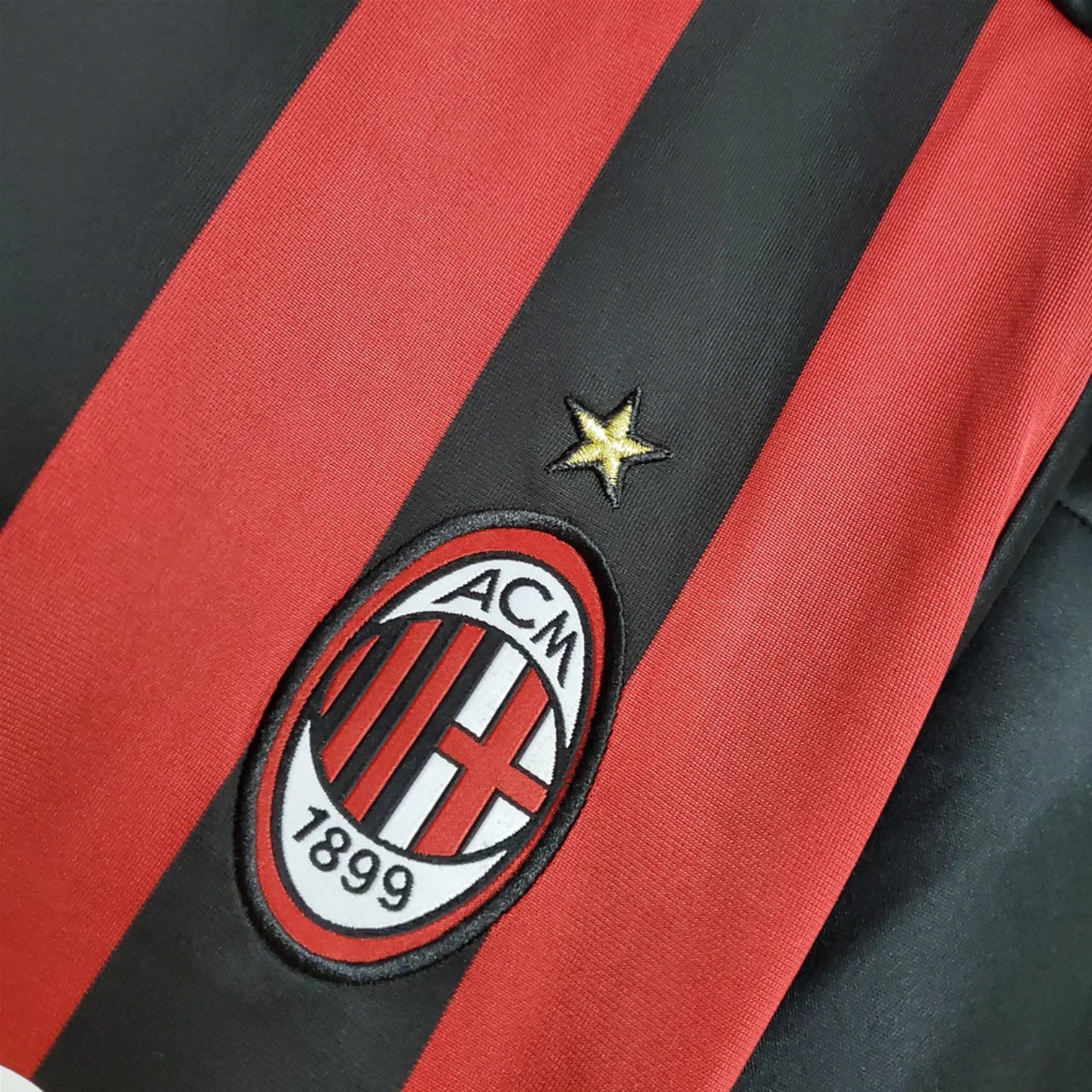 AC Milan 2009-10 Home Jersey