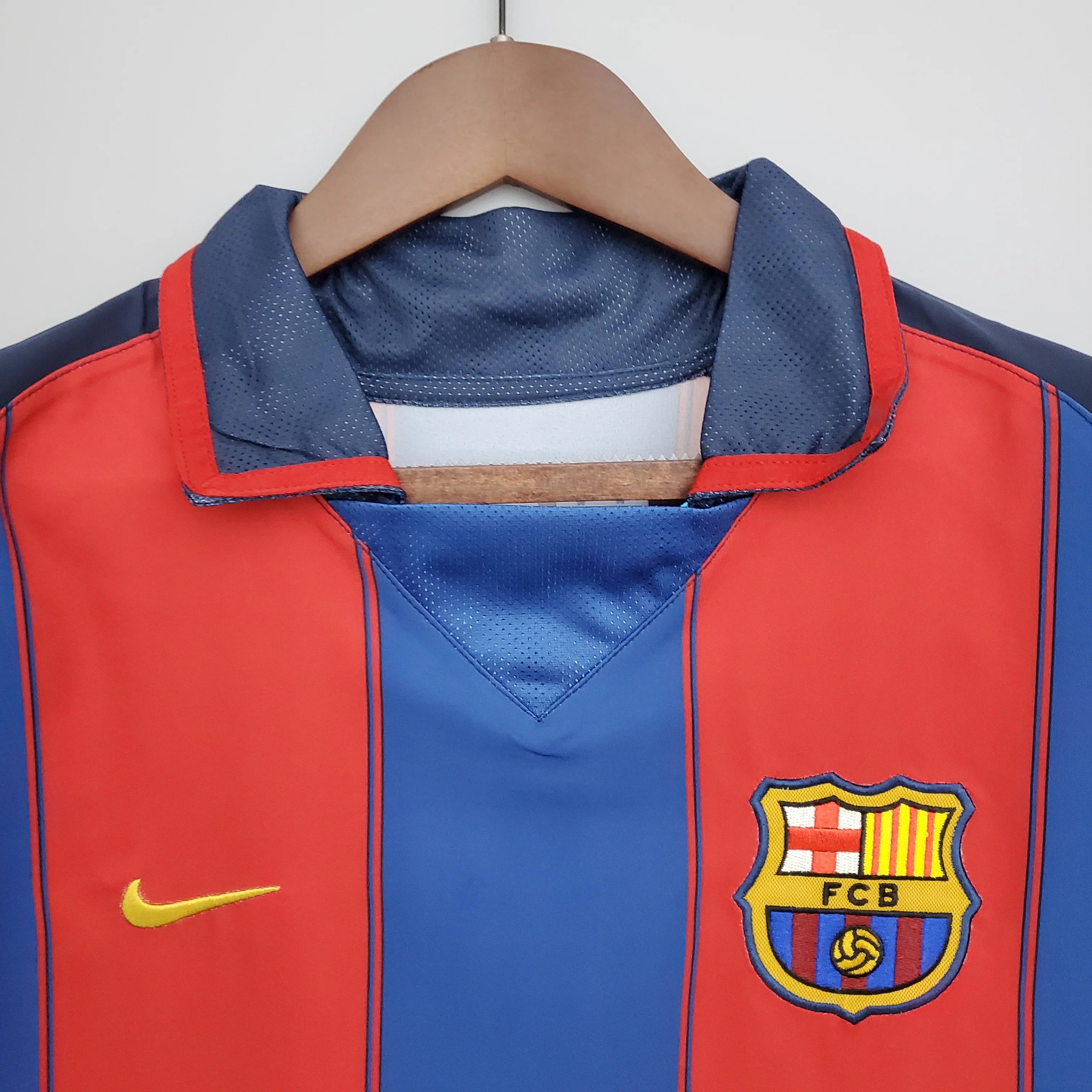 Barcelona 2003-04 Home Jersey