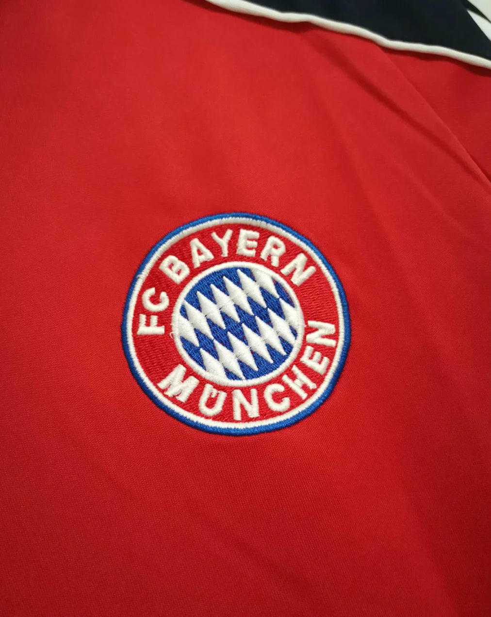 Bayern Munich 2000-01 Home Jersey