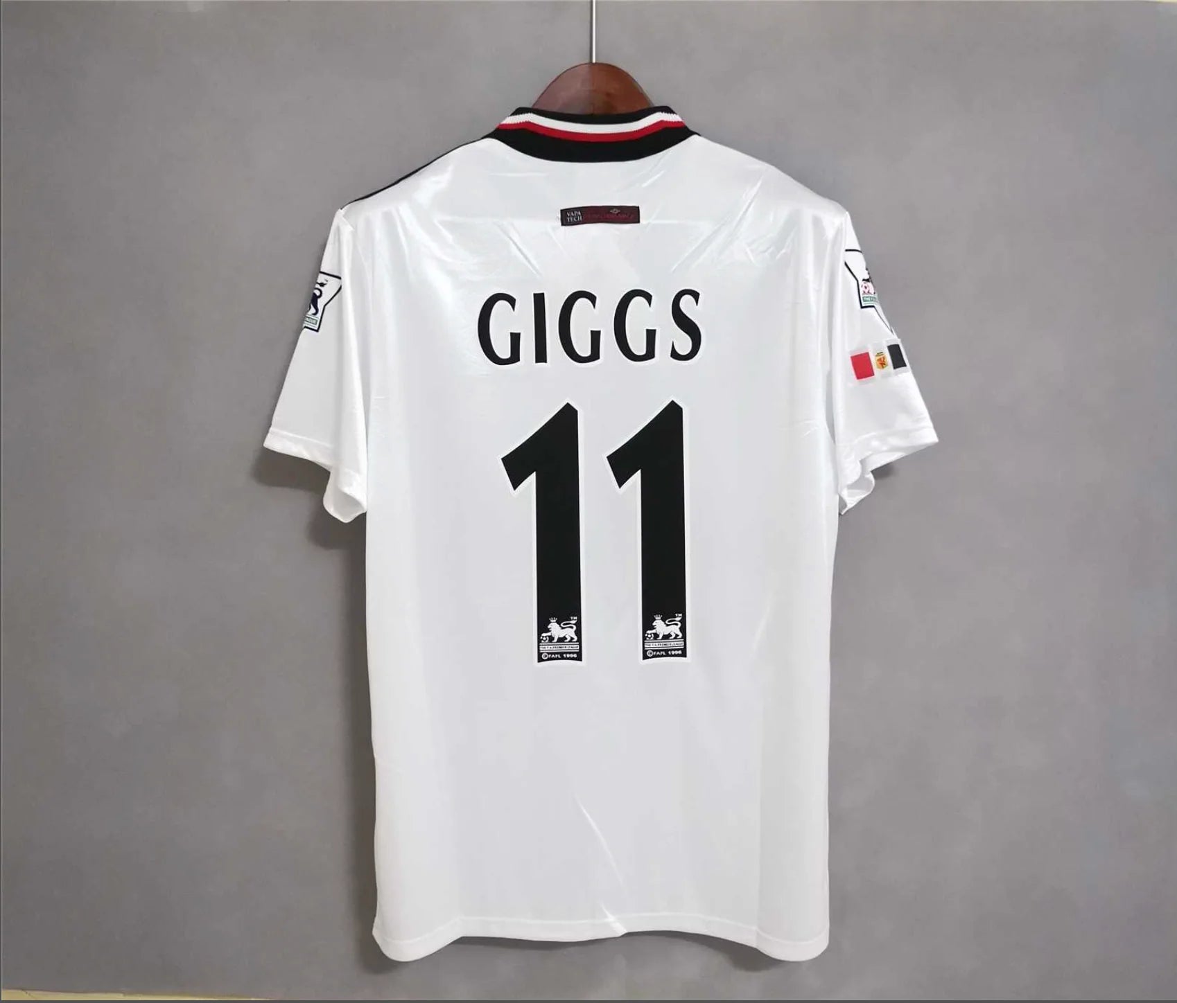 Manchester United 1998-99 Away Jersey