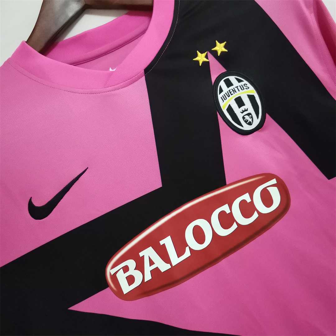 Juventus 2011-12 Away Jersey