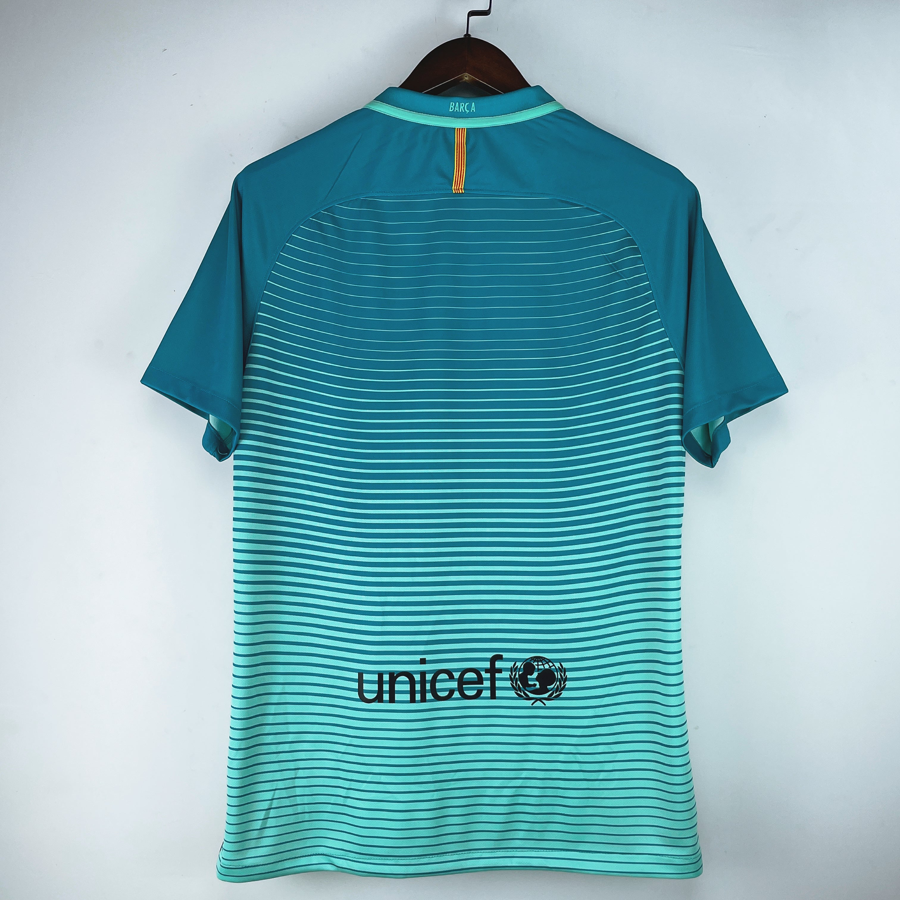 Barcelona 2016-17 Third Jersey