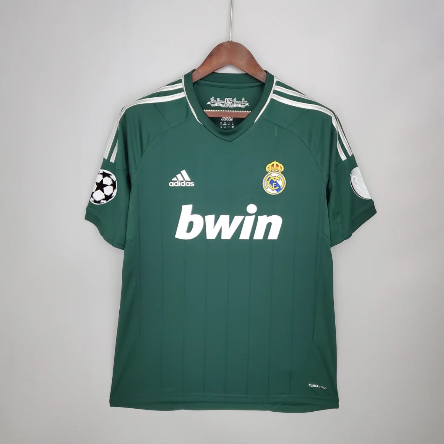 Real Madrid 2012-13 Away Jersey