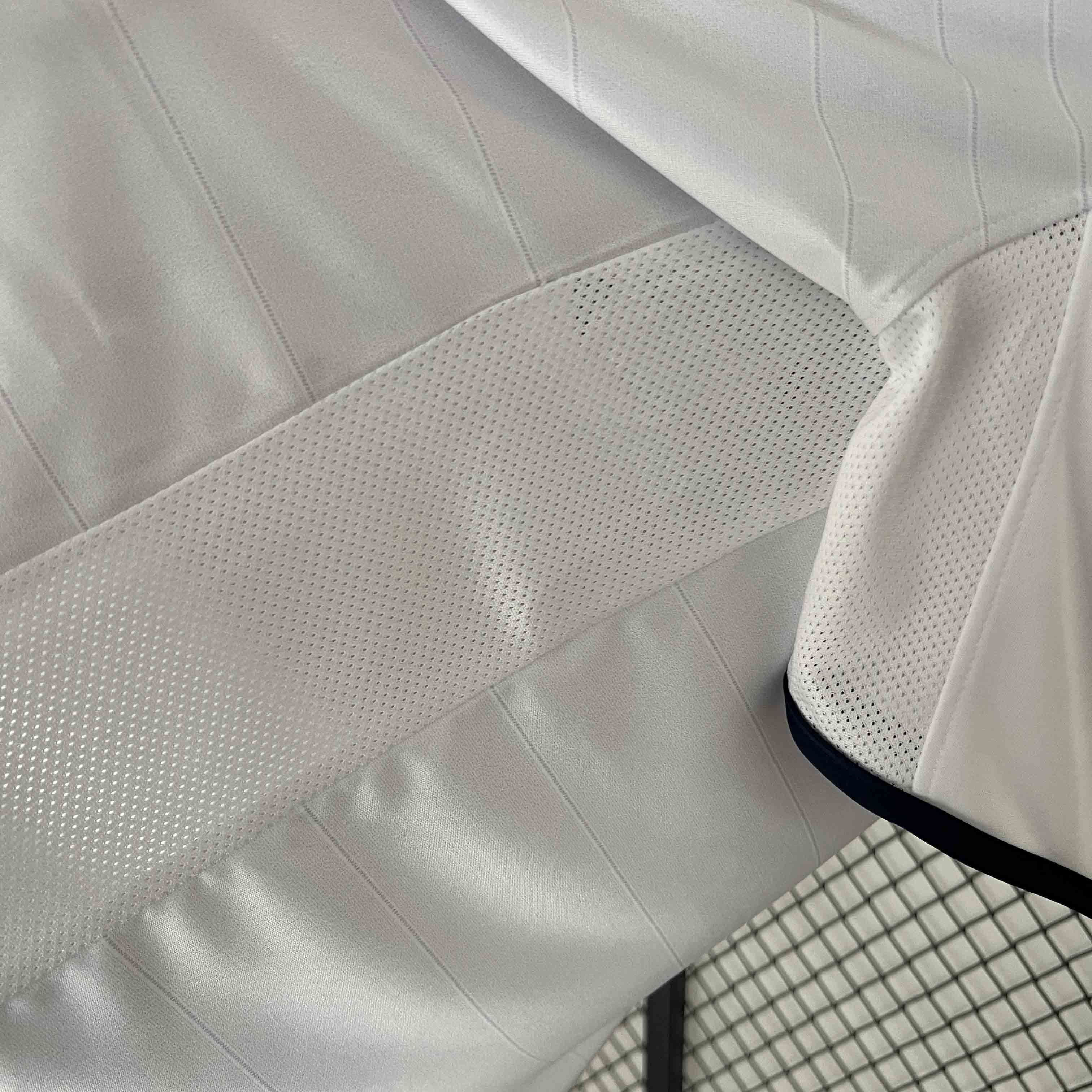 England 2004 Home Jersey