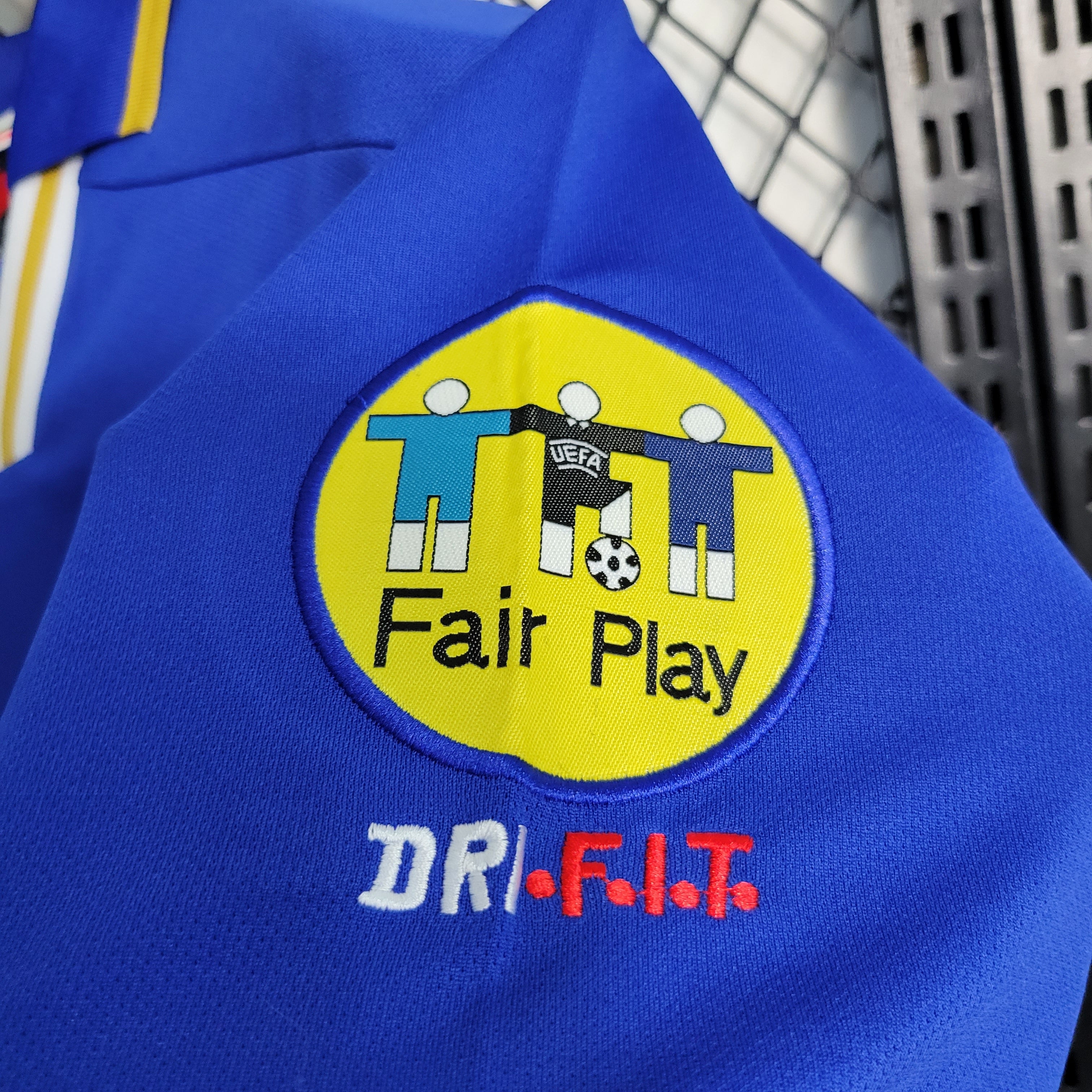 Italy 1996 Home Jersey