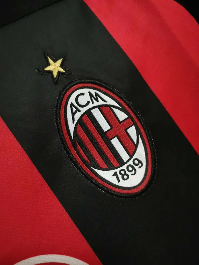 AC Milan 2001-02 Home Jersey