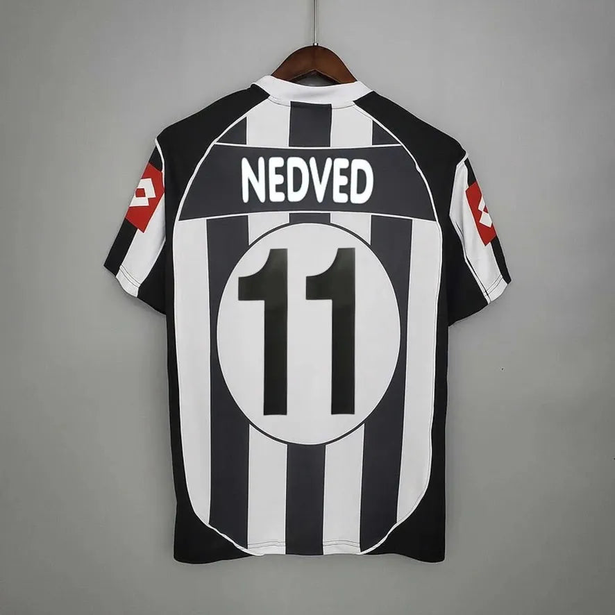 Juventus 2002-03 Home Jersey