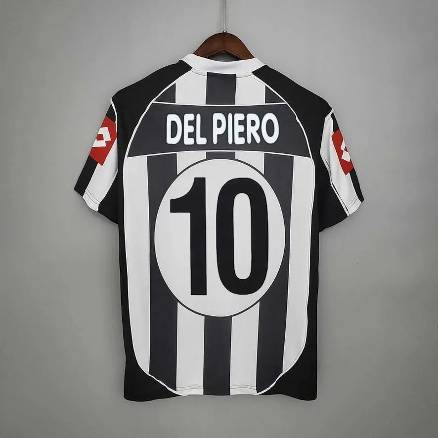 Juventus 2002-03 Home Jersey