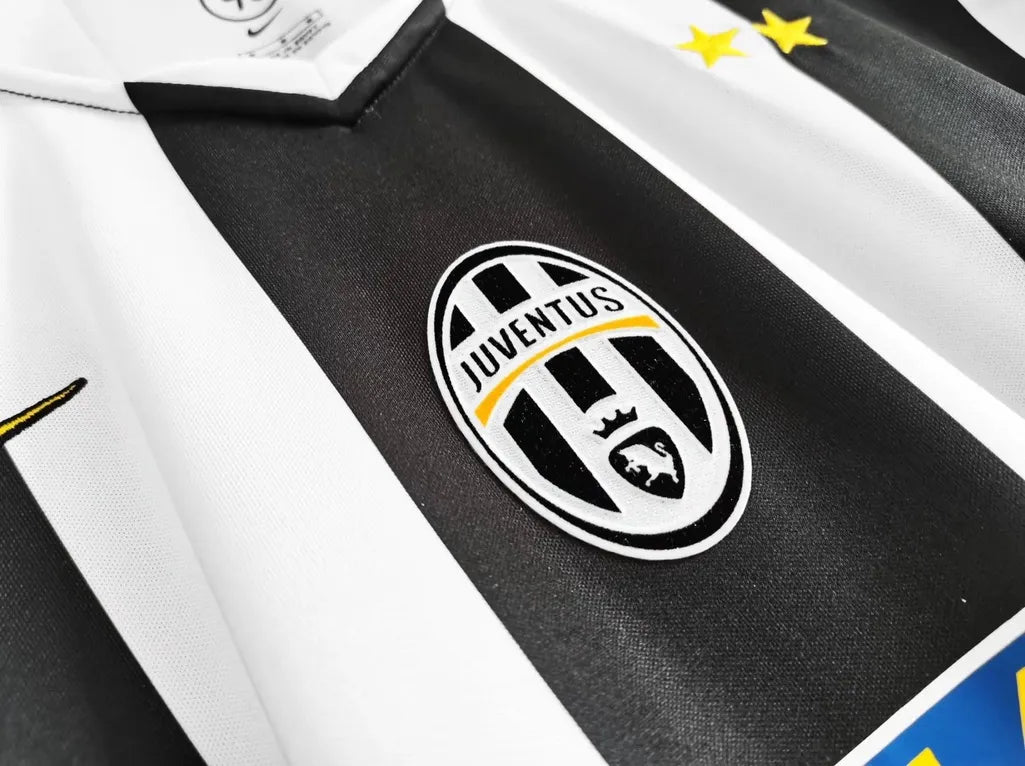 Juventus 2004-05 Home Jersey
