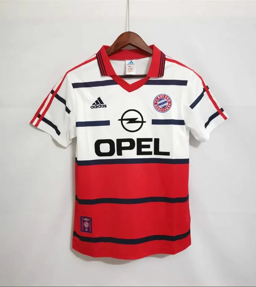 Bayern Munich 1998-01 Away Jersey