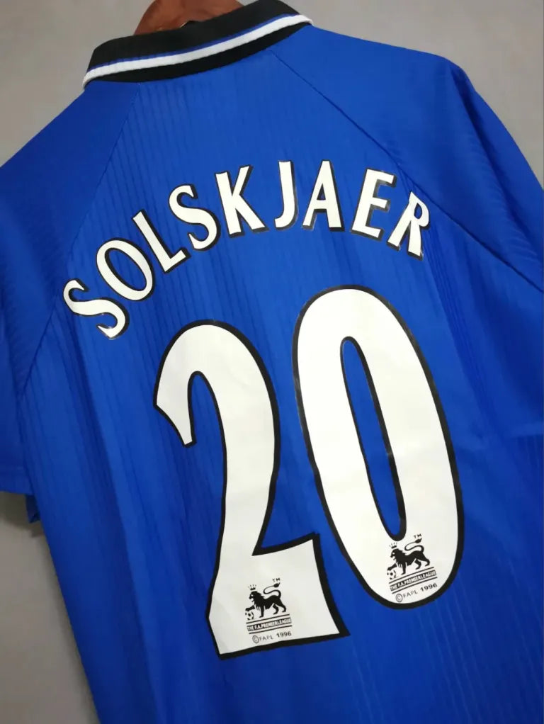 Manchester United 1996-98 Third Jersey