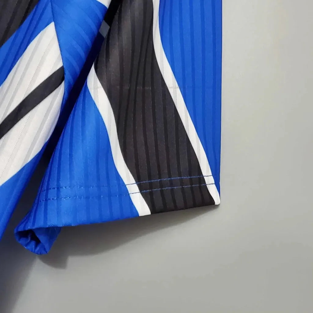 Manchester United 1996-98 Third Jersey