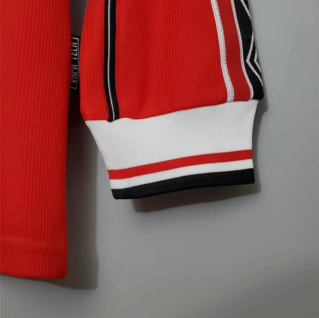 Manchester United 1998-99 Home Jersey Long Sleeve