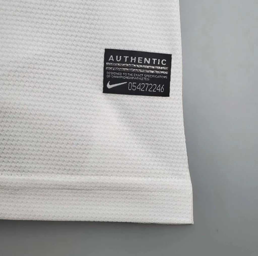 Manchester United 2013-14 Away Jersey