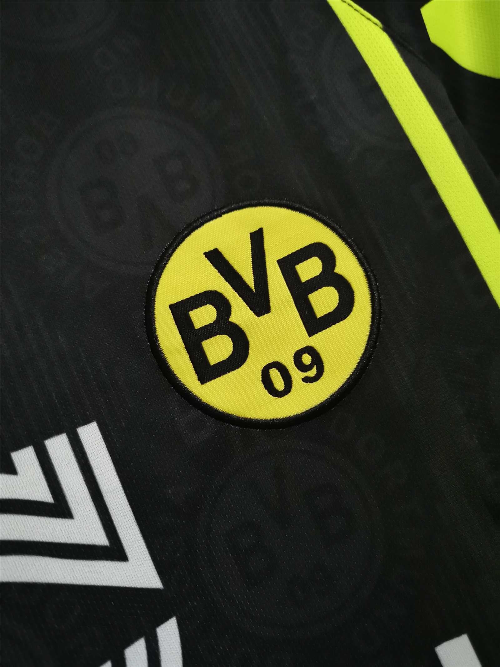 Borussia Dortmund 1995-96 Away Jersey