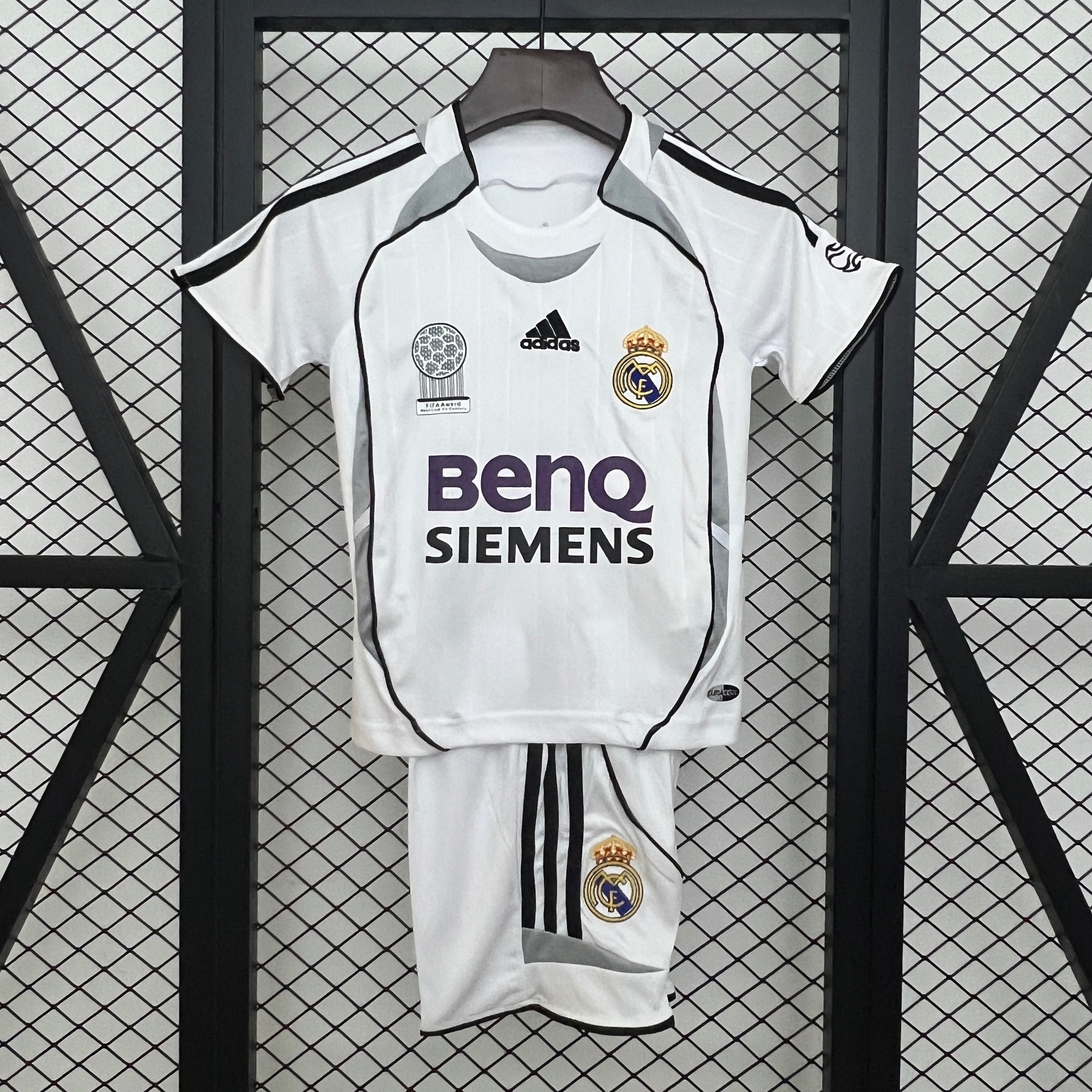 Real Madrid 2006-07 Retro Kids Home Kit