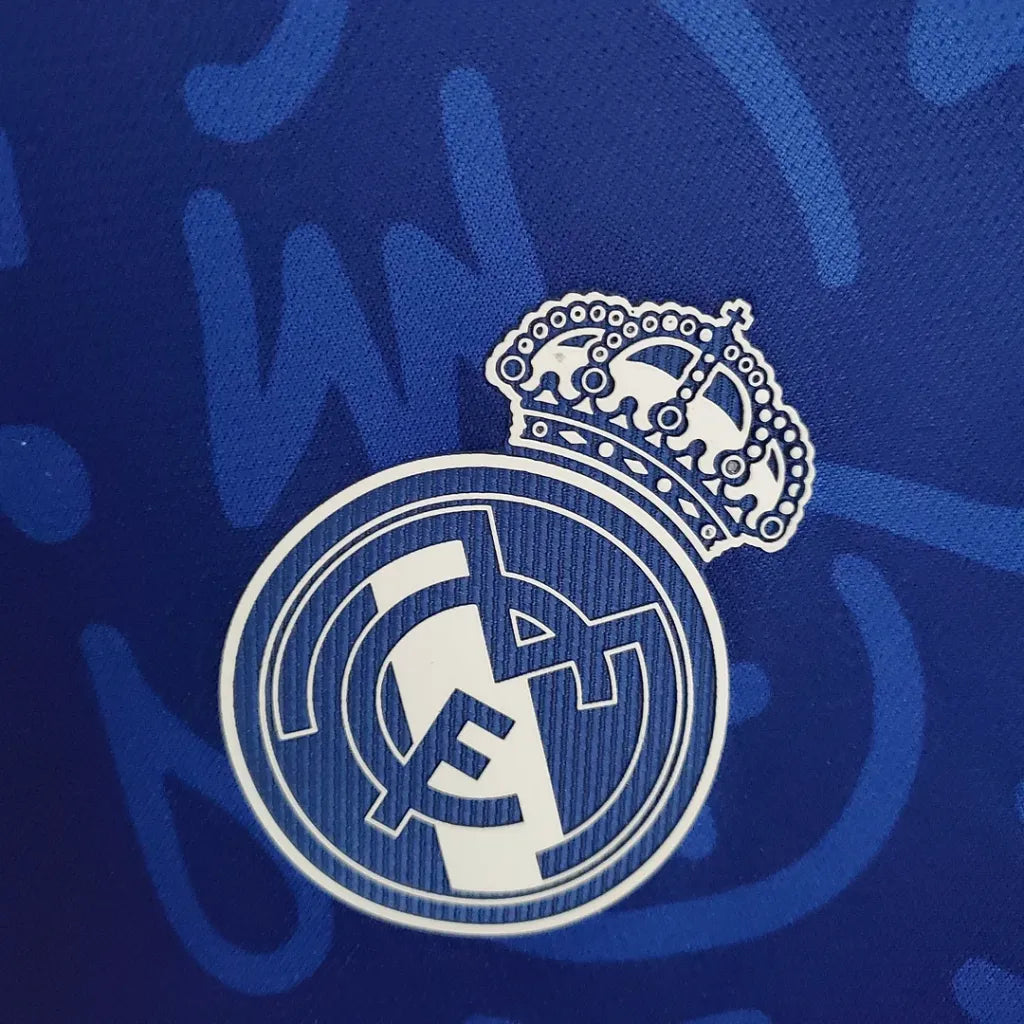 Real Madrid 2021-22 Away Jersey