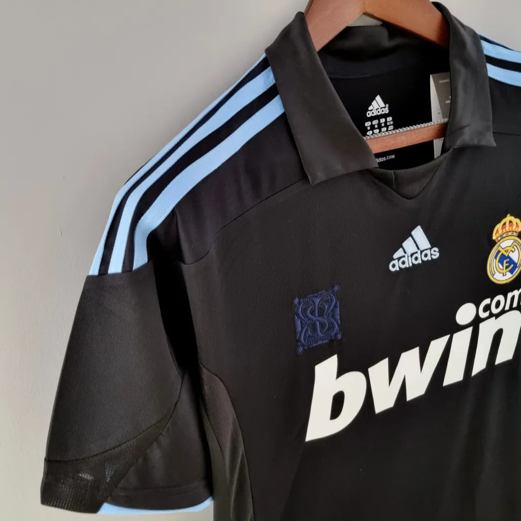 Real Madrid 2009-10 Away Jersey