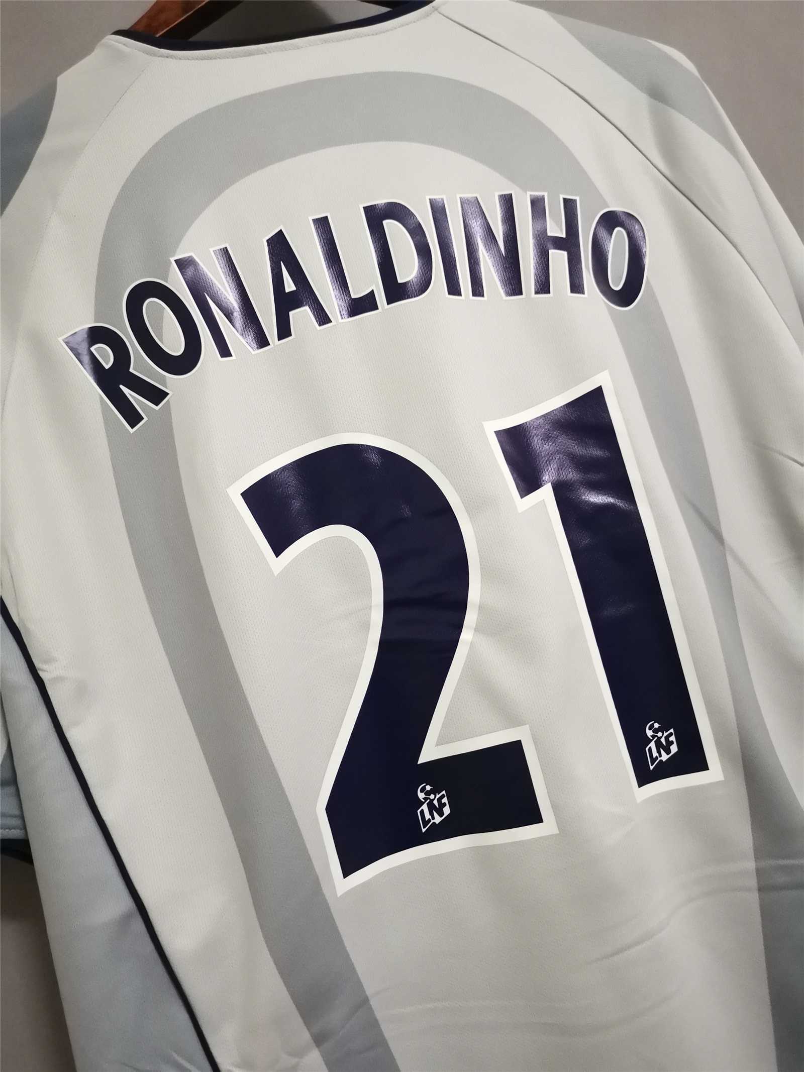 PSG 2001-02 Away Jersey