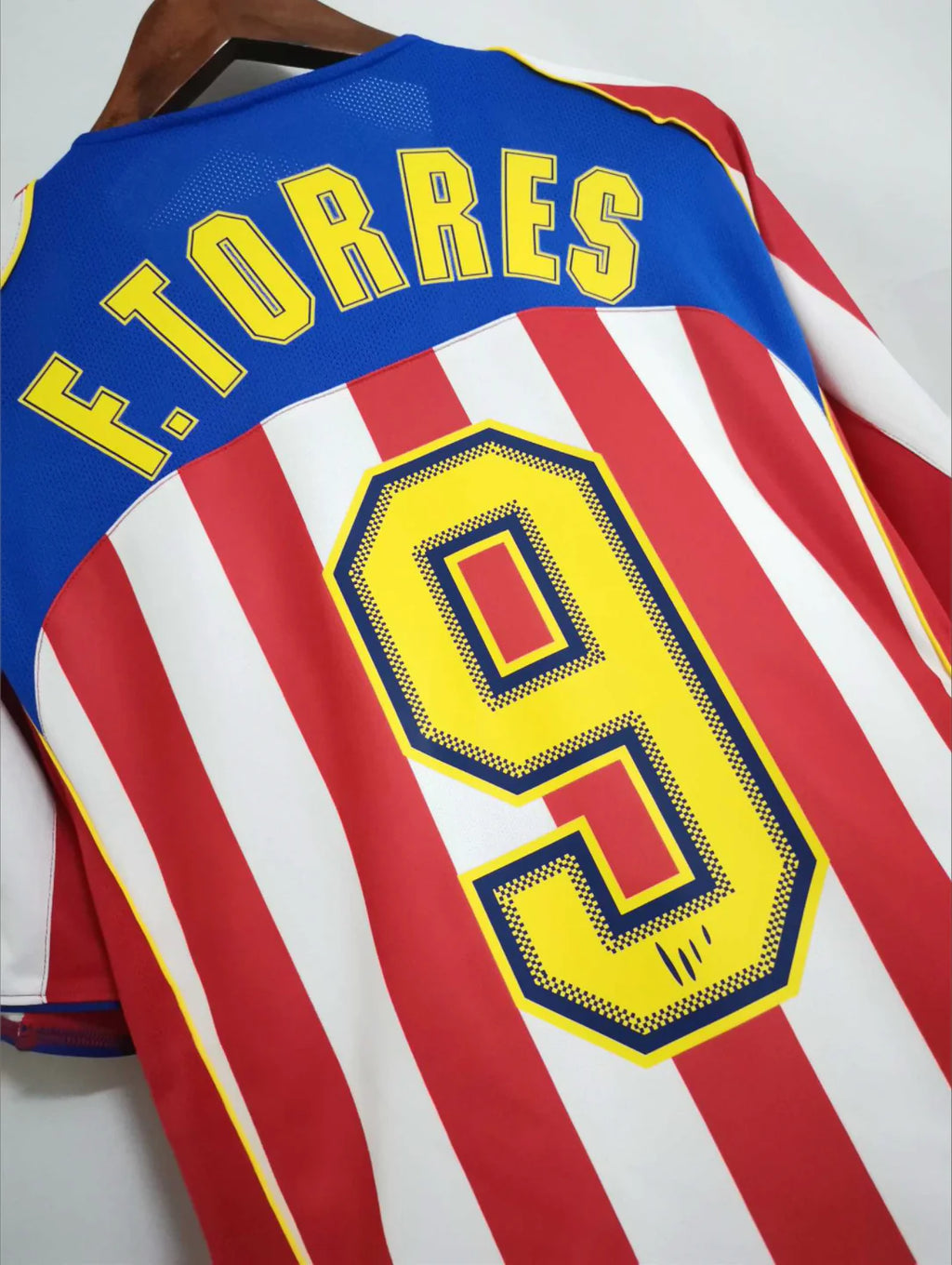Atletico Madrid 2004-05 Home Jersey