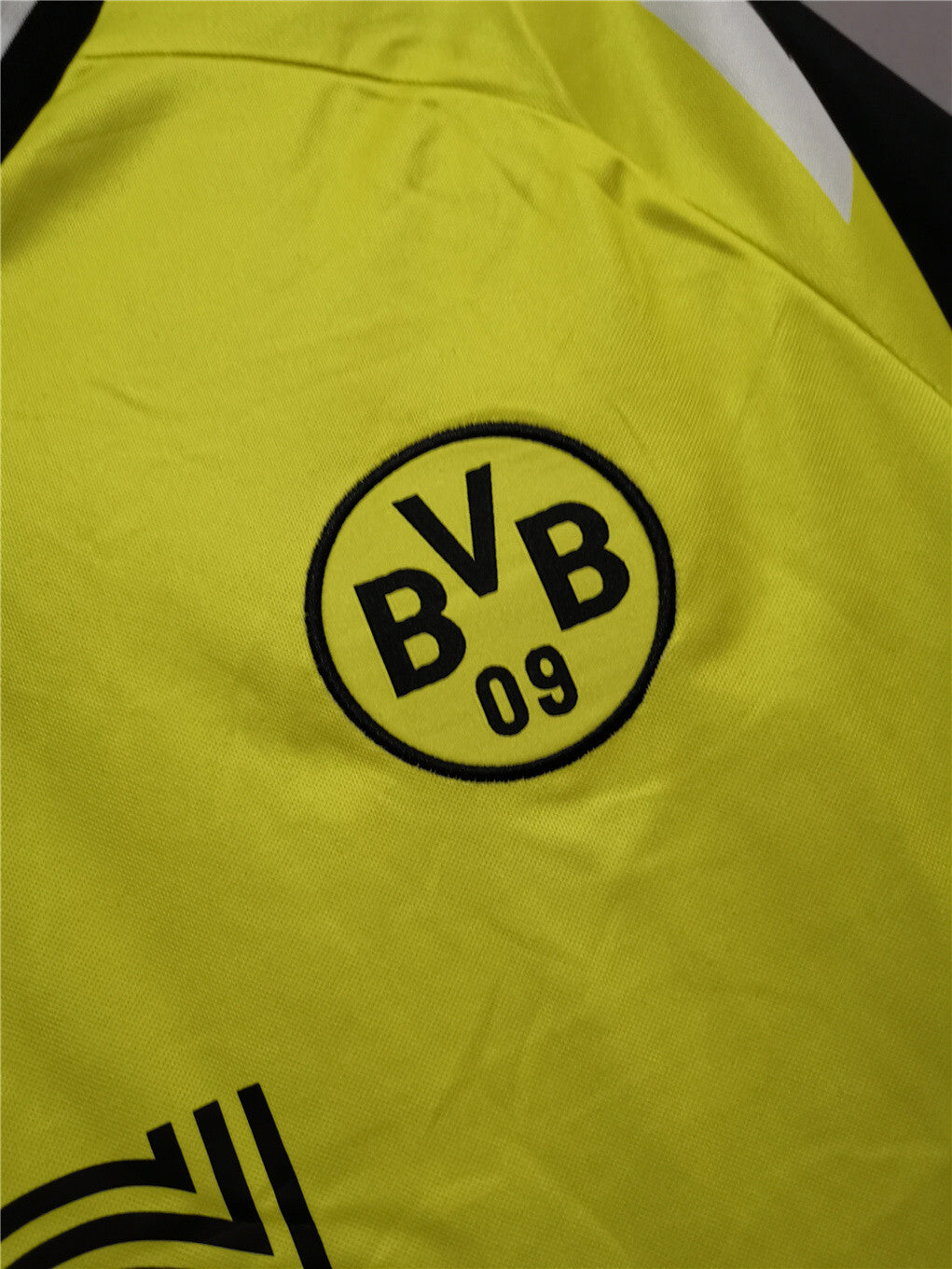 Borussia Dortmund 1995-96 Home Jersey