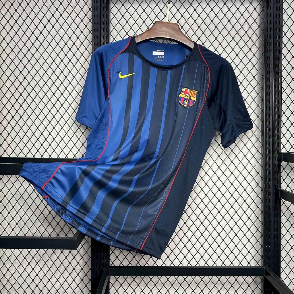 Barcelona 2004-05 Away Jersey